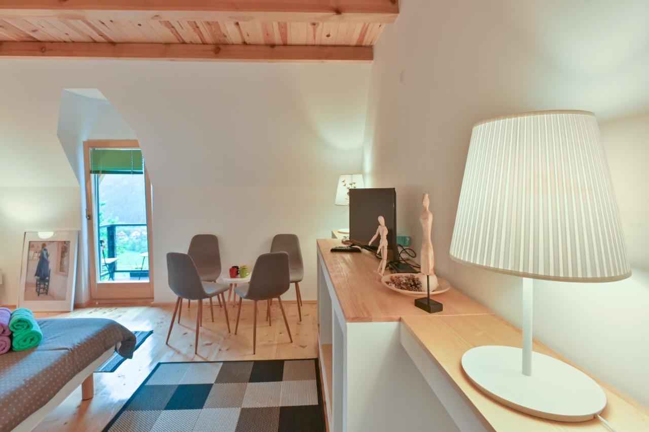 Neva Sobe Sa Pogledom Na Planine Apartment โมกราโกรา ภายนอก รูปภาพ