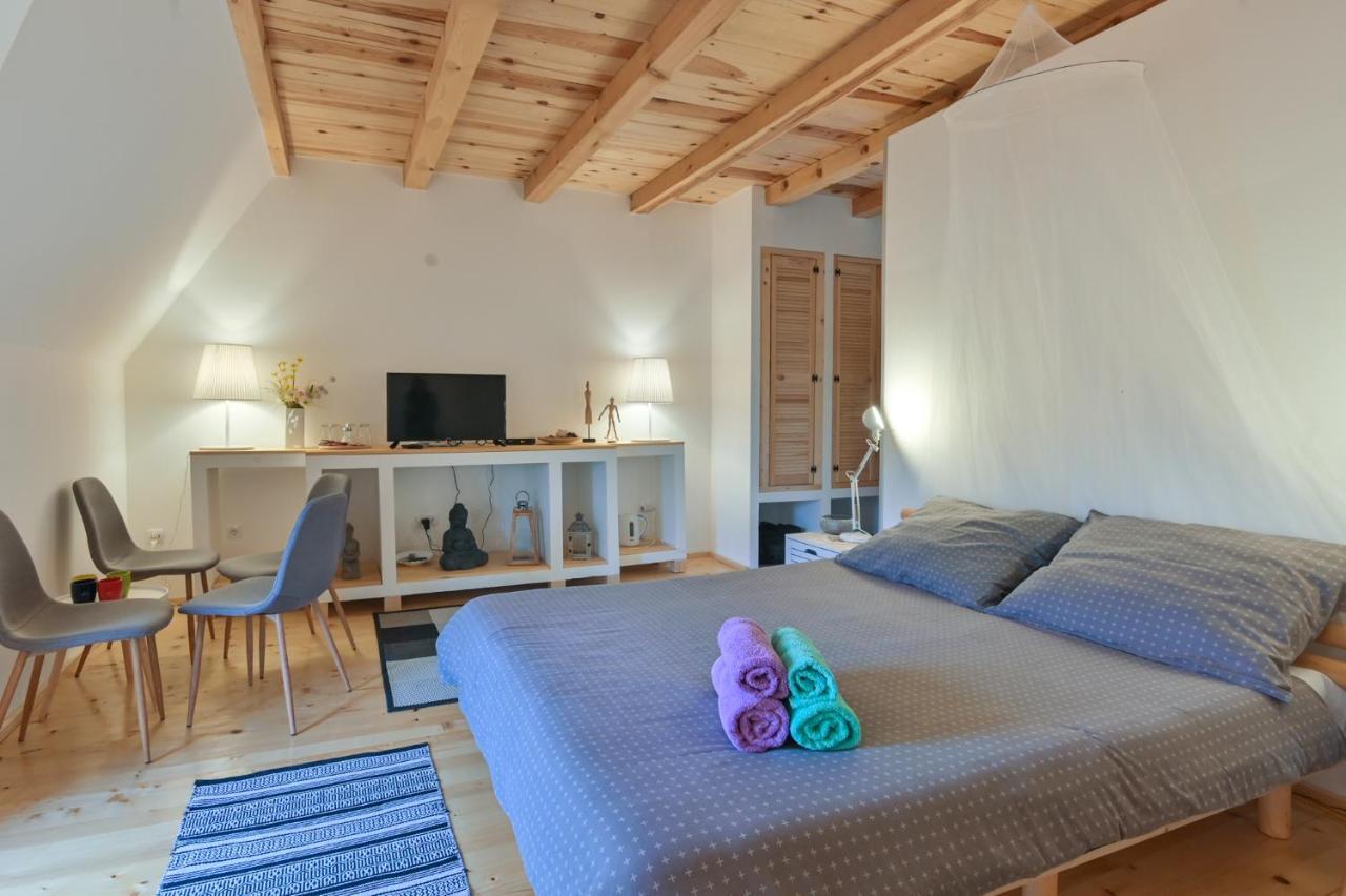 Neva Sobe Sa Pogledom Na Planine Apartment โมกราโกรา ภายนอก รูปภาพ